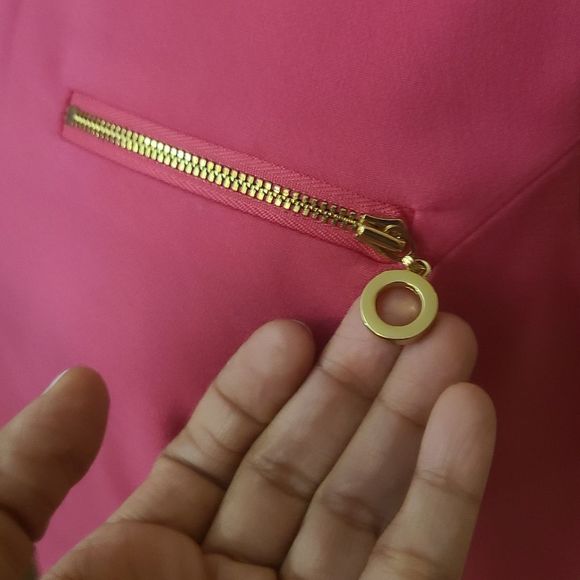 Elegant Pink Sleeveless Dress - Picture 3 of 14